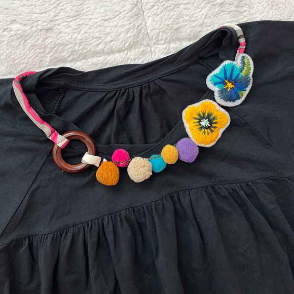 Black Tee with Accessory Detailing - Picture 3 of 3